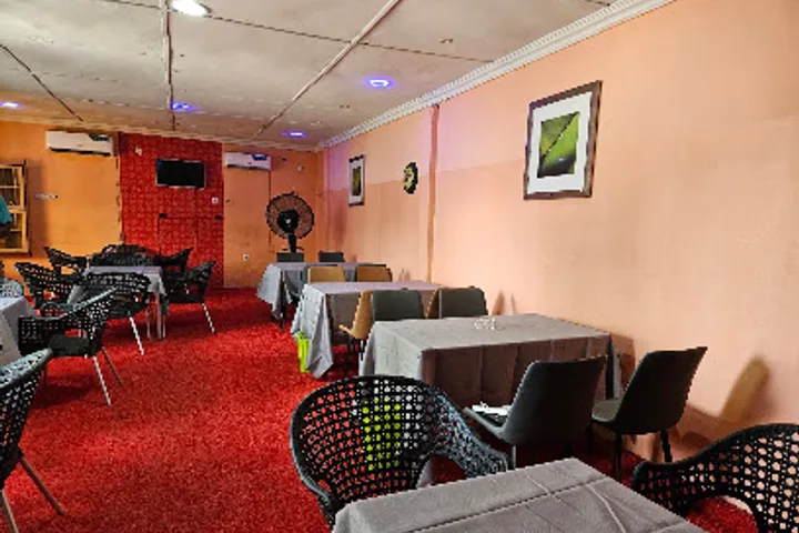 CAFÉ UN JOUR RESTO-BAR YEROUMBA photo principale