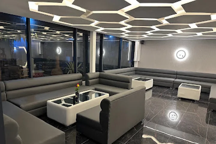 Laliga - Lounge/Bar/Restaurant photo principale