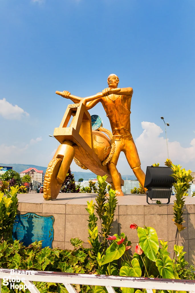 Chukudu monument in Goma