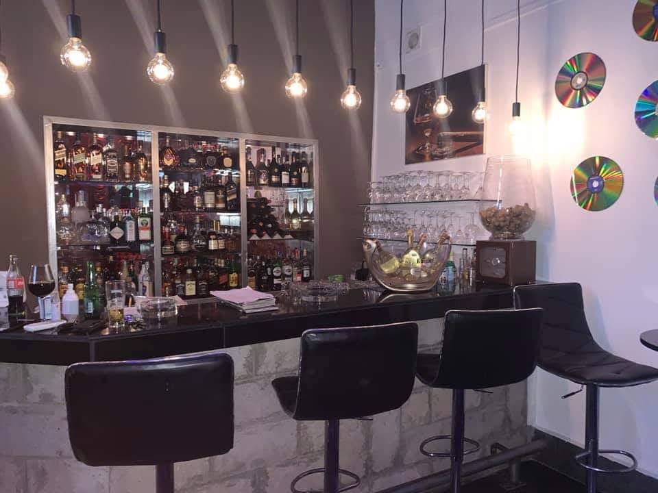 Champagne Lounge Bar Restaurant photo 2