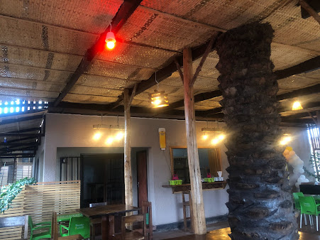 Gorillas Restau Bar photo 3