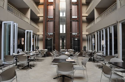 Hotel Royal photo
