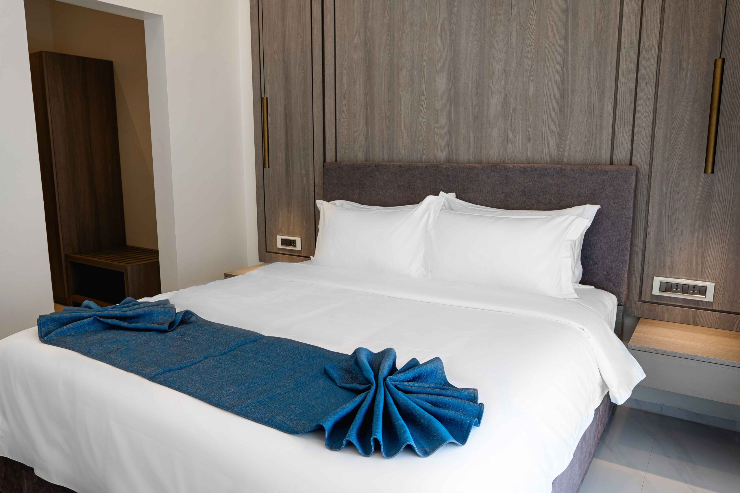 Lux Inn Hotel photo