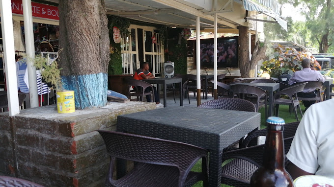 MK Restaurant photo 2