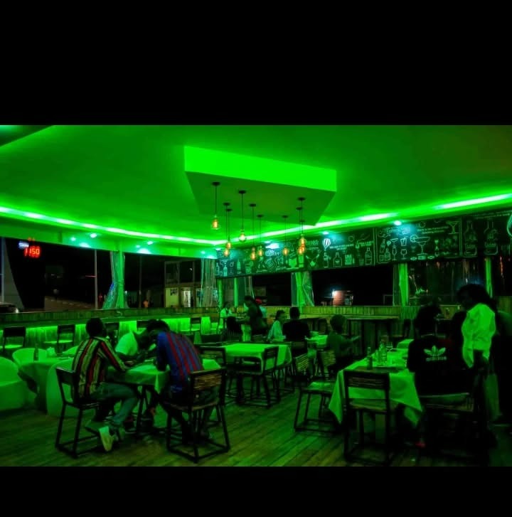 Saba Lounge & Restaurant photo 4